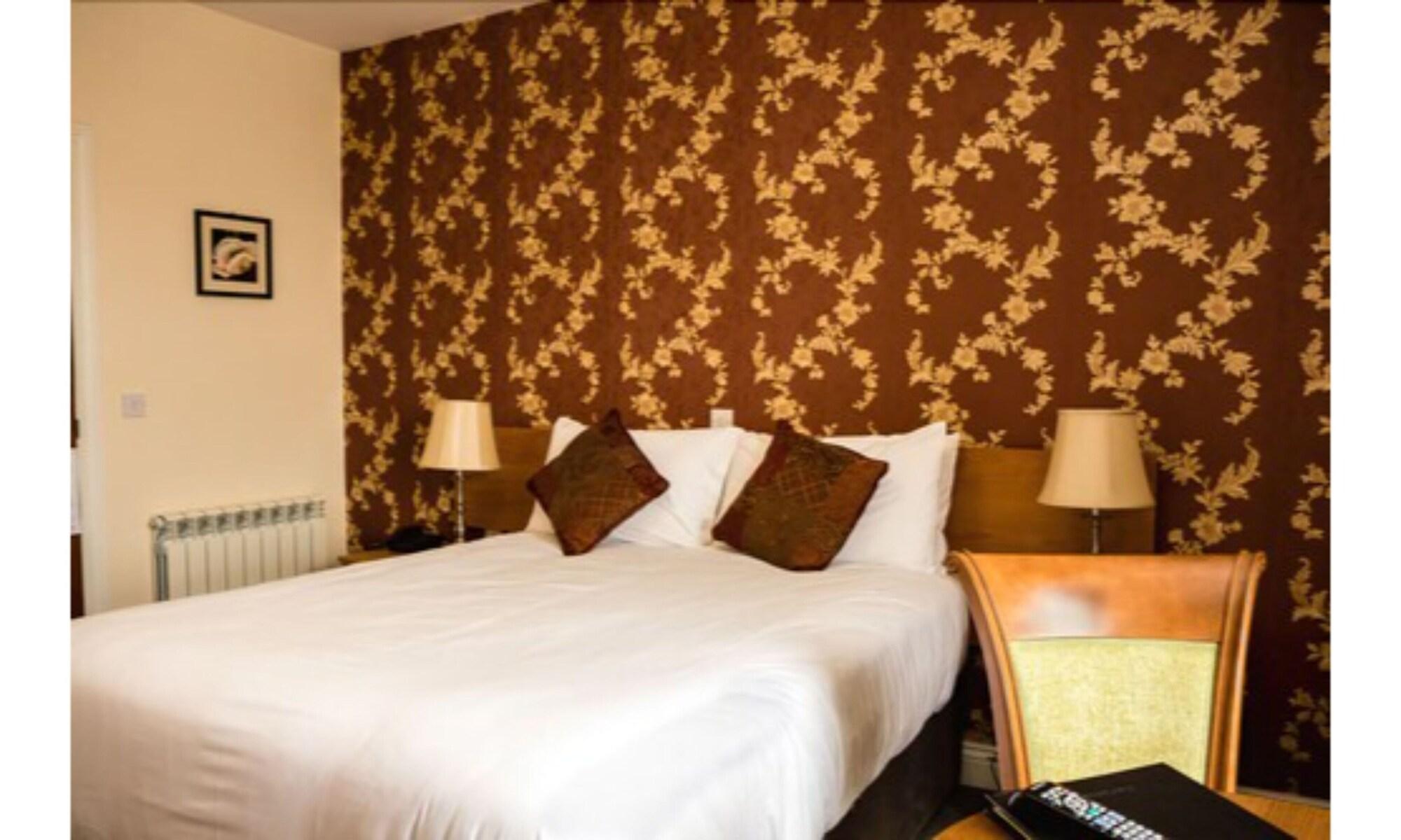 The Beara Coast Hotel Castletownbere Exterior foto